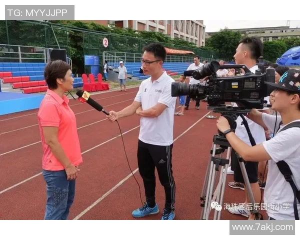 武汉足球队与南京足球队赛后分析：比赛节奏与战术对比探讨